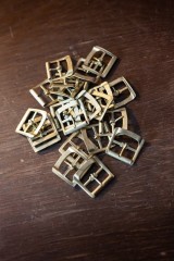 Shoe buckle 25x20 mm, brass 2035